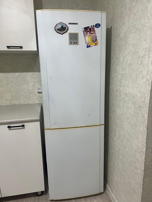 Холодильник на разбор