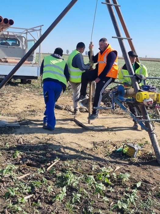 Foraje puțuri apa de mica si mare adancime