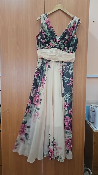 Продам новую летную платье