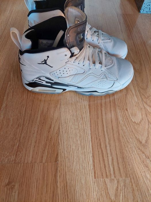 Продавам маратонки и сникърси