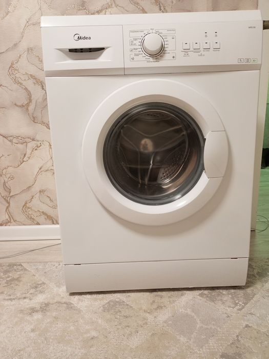 Стиральная машина Midea