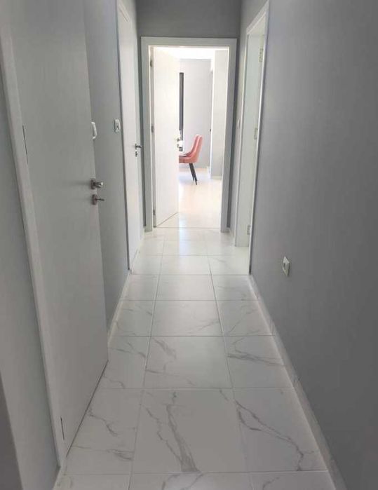 Продава се Тристаен апартамент в Бургас, Сарафово - 100 кв.м за 2300 €/кв.м - Снимка #3