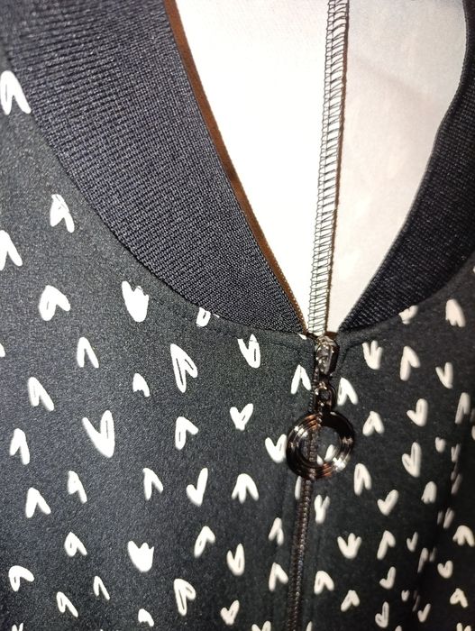 Платье женское продаю