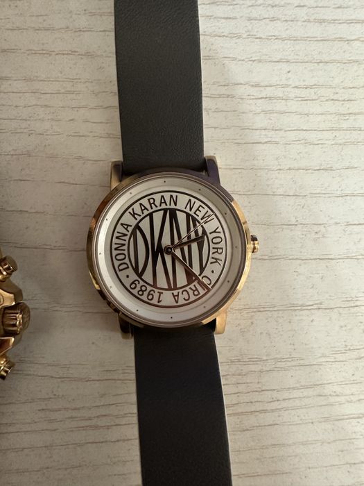 Часы Michael Kors и DKNY
