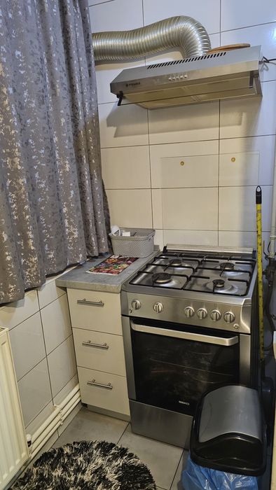 Vând apartament 3 camere/Mobilat