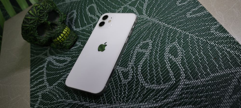 iPhone 12 – 128GB – perfect funcțional