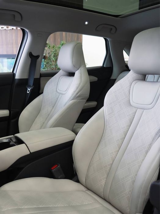 BYD Yuan Up 401km Flagship