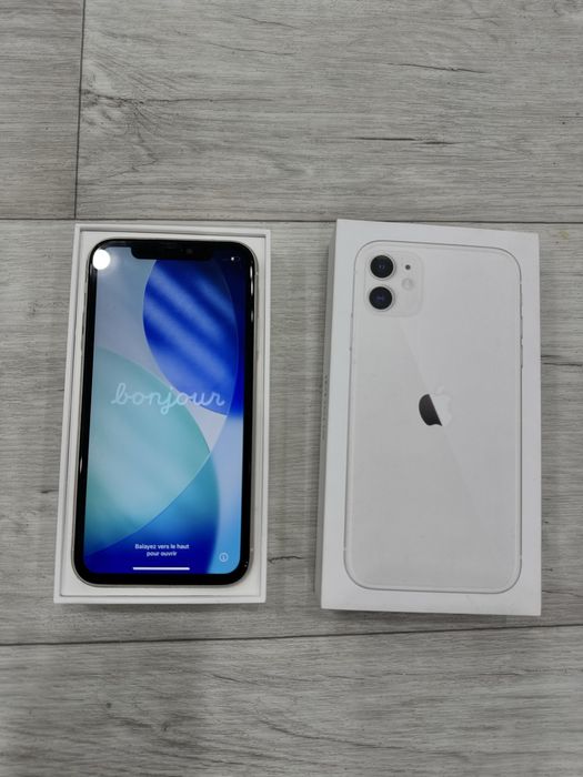 Продам iphone 11 в отличном состояний