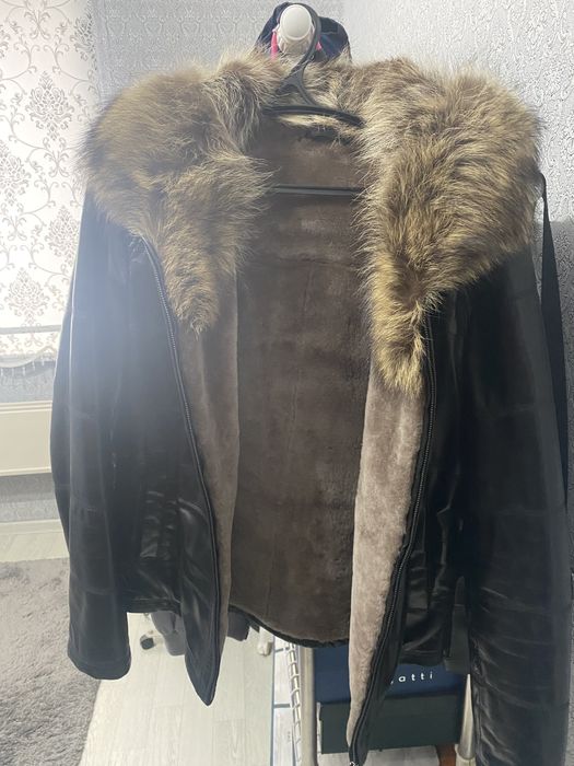 Продам мужскую дубленку