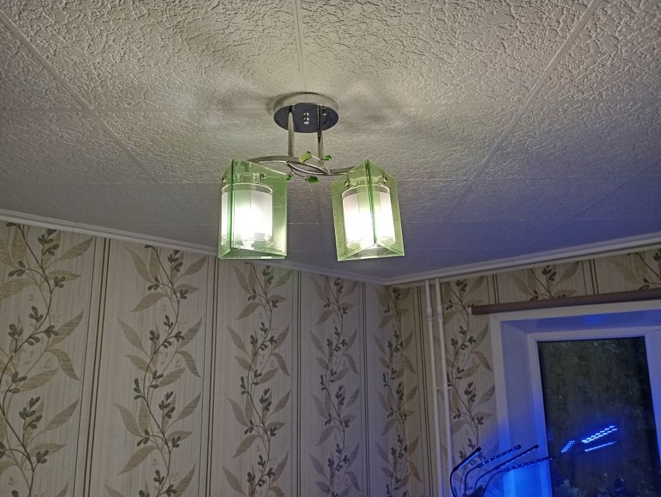 Продается светильник