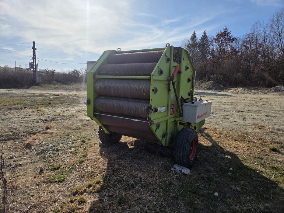 Presa baloti rotunzi Claas rollant 44