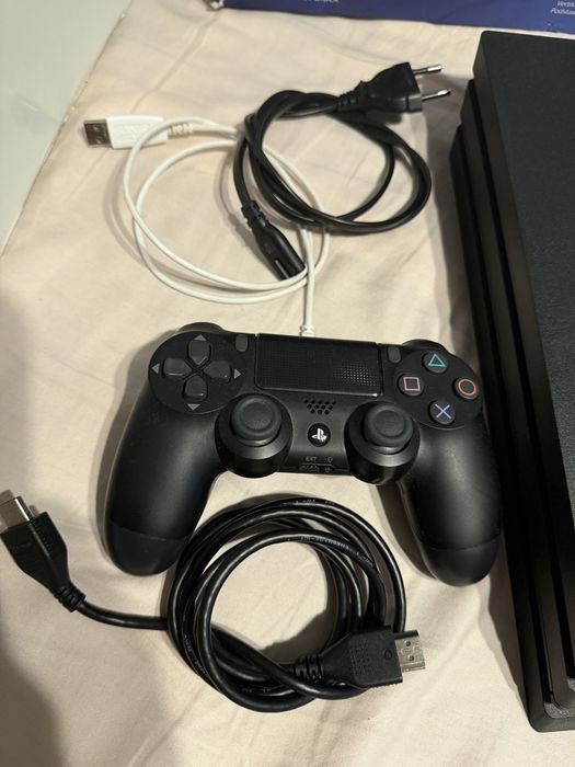 PS4 Pro 1TB CUH-7216B | Ultimul model | Full Box | Controller Original