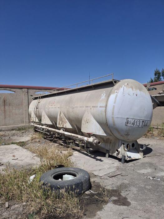 Цистерна Емкость от цементовоза авто машины Nord Bens 40т.н.