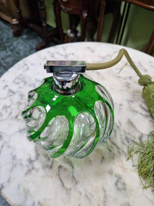 Прекрасно антикварно колекционерско кристално шишенце за парфюм Bochem