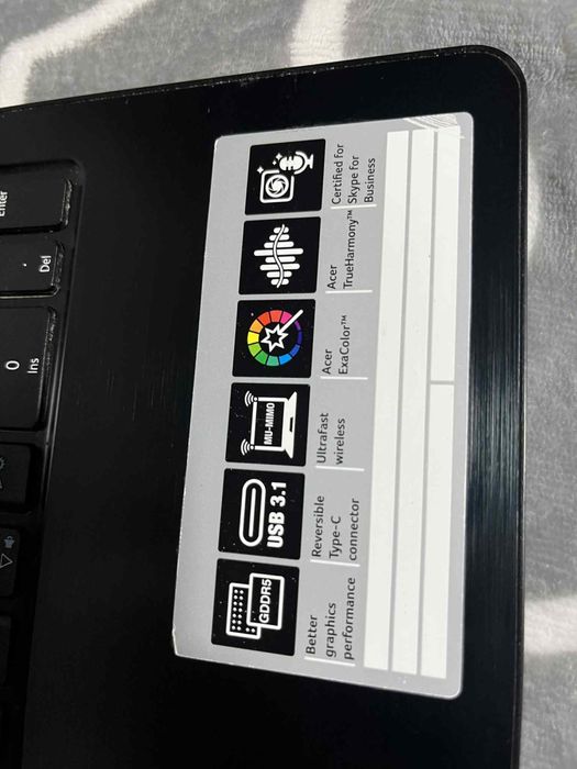 Acer f5-573  stare foarte buna