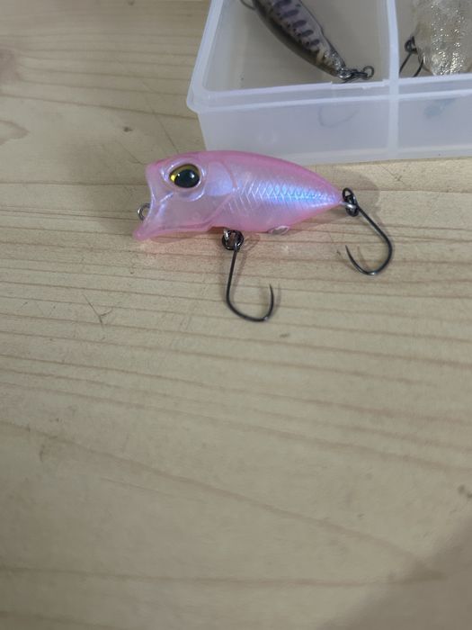 Продавам запазени японски примамки за area fishing
