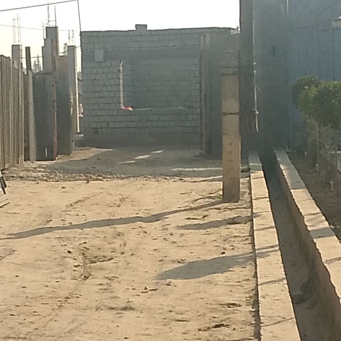 Uy sotiladi Registon Mfy