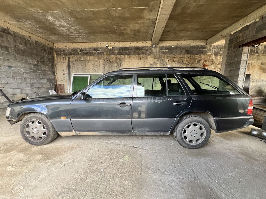 Мерцедес-Бенц w124 2.0i 136к.с на ЧАСТИ!