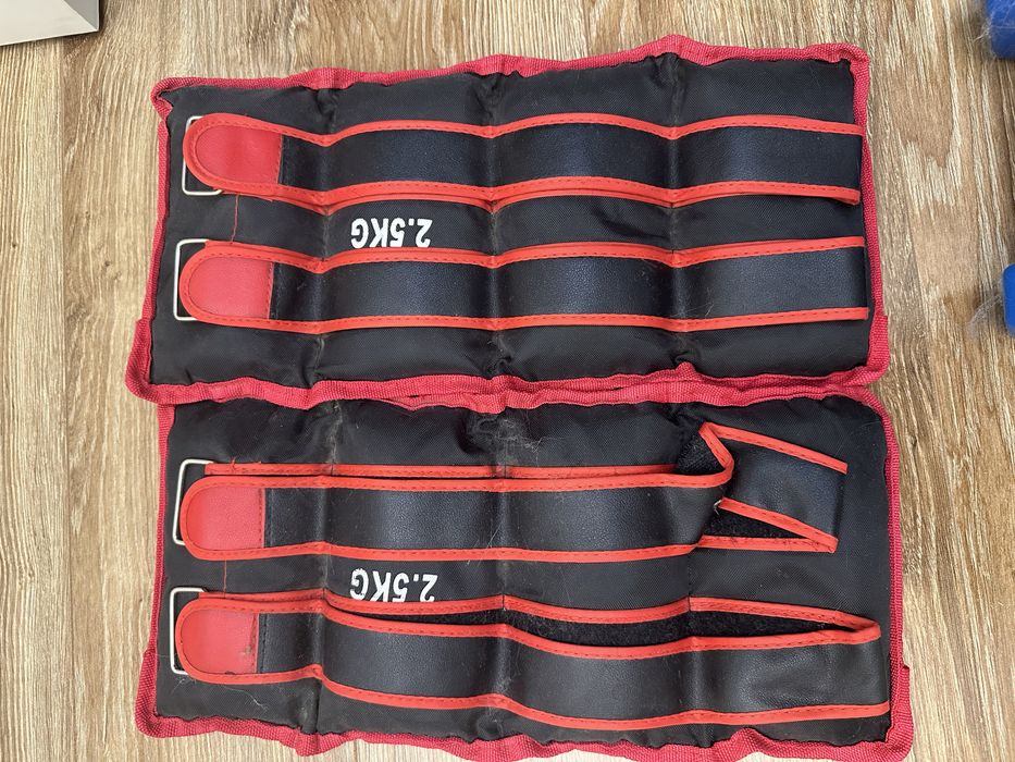 Гантели и грузики