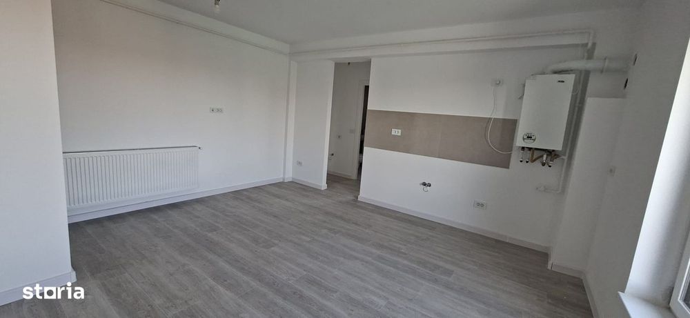 Apartament doua camere, intabulat, langa statia de autobuz, Visoianu