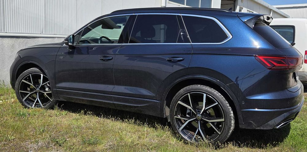 джанти за VW Touareg / Фолксваген Туарег 22" с гуми 285/35/22