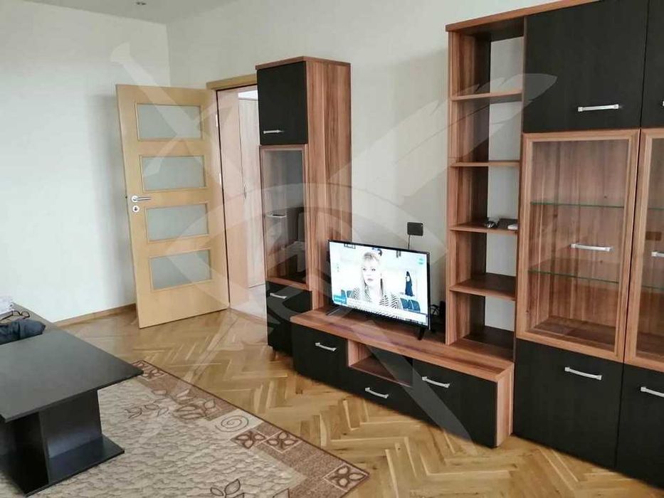 Дава се под наем Тристаен апартамент в Варна, Цветен квартал - 60 кв.м за 500 € - Снимка #3