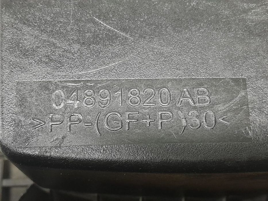 Carcasa filtru aer  2.0 crd BYL (ECL) 04891820AB Dodge Caliber 1 generation (2006 - 2012)