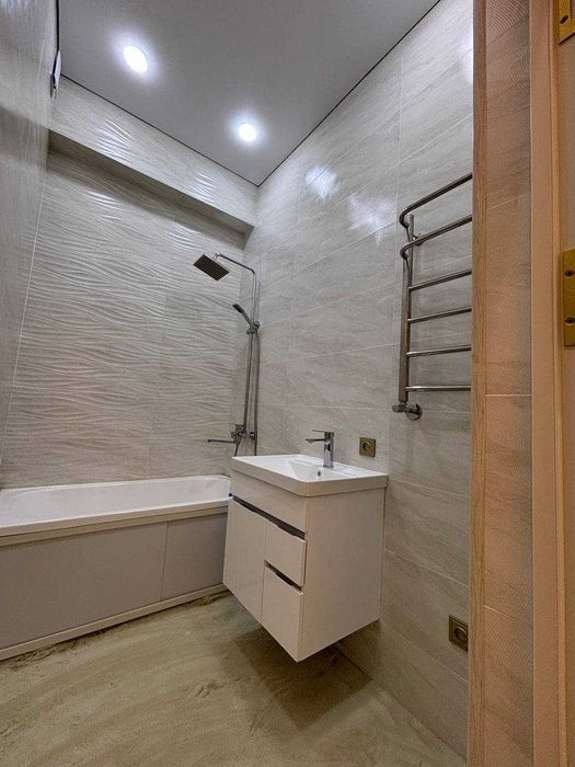 ЖК Aviasozlar Plaza 2в3/5/10 67м2 евро квартира продается: Яшнабад