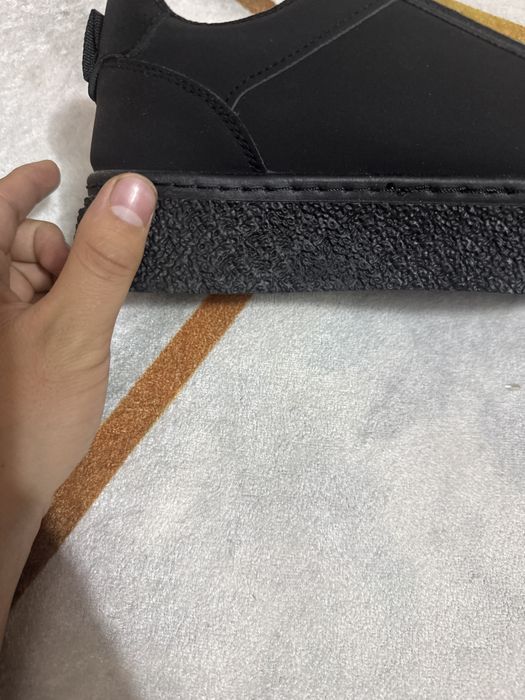 Черные  красовки