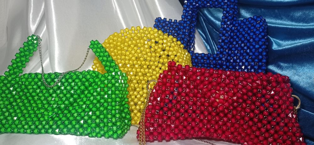Сумка из бусин, модные сумки