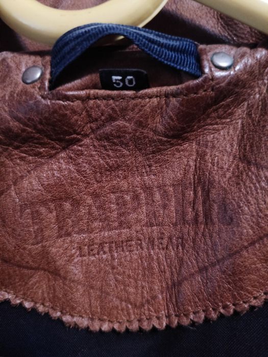 Vând geacă din piele naturala