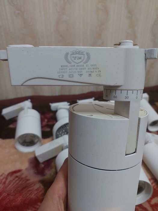 Светильники  потолочные