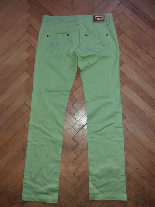 Зелени панталон запазен
