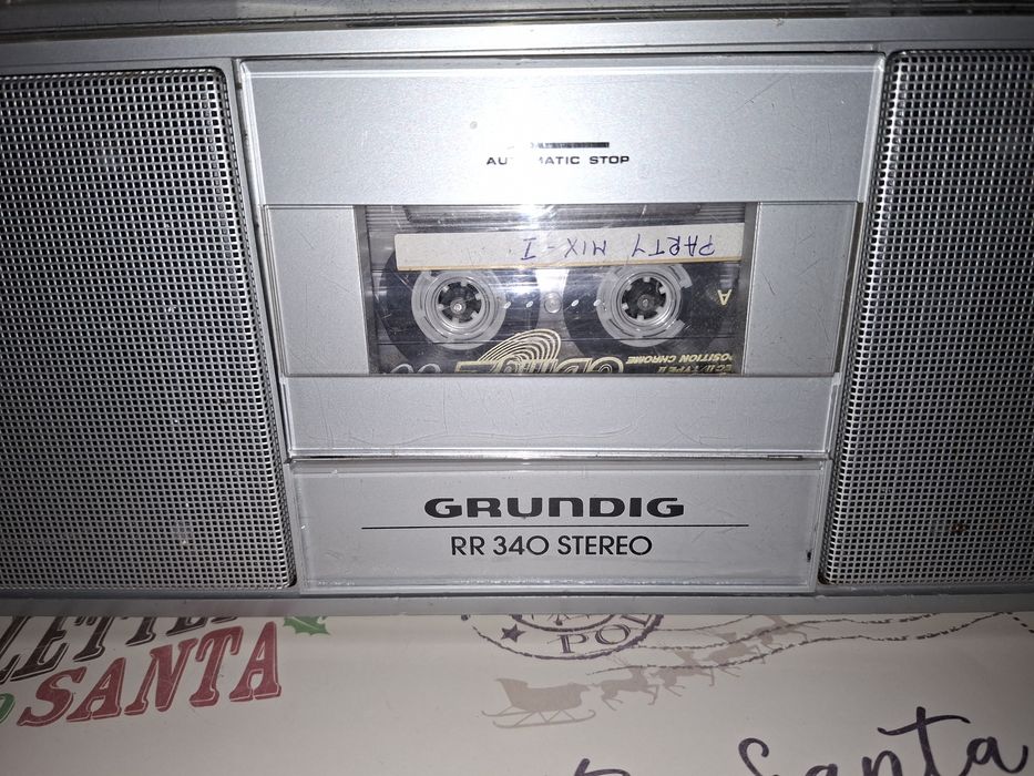Radiocasetofon Stereo Grundig RR 340, perfect funcțional