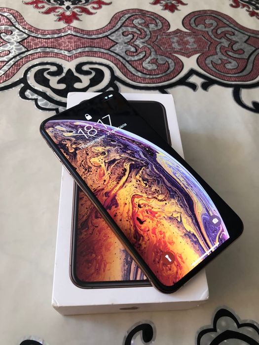 срочно продам Айфон XS MAX 64gb!