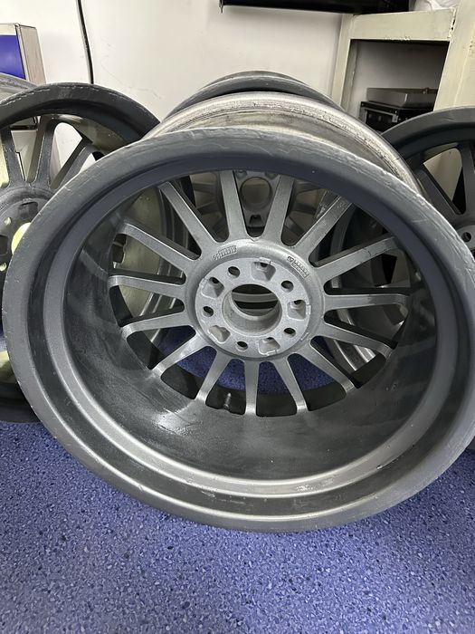 32 стиль бмв р18