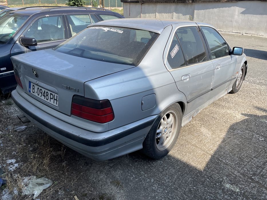 BMW e36 318i 115hp На Части