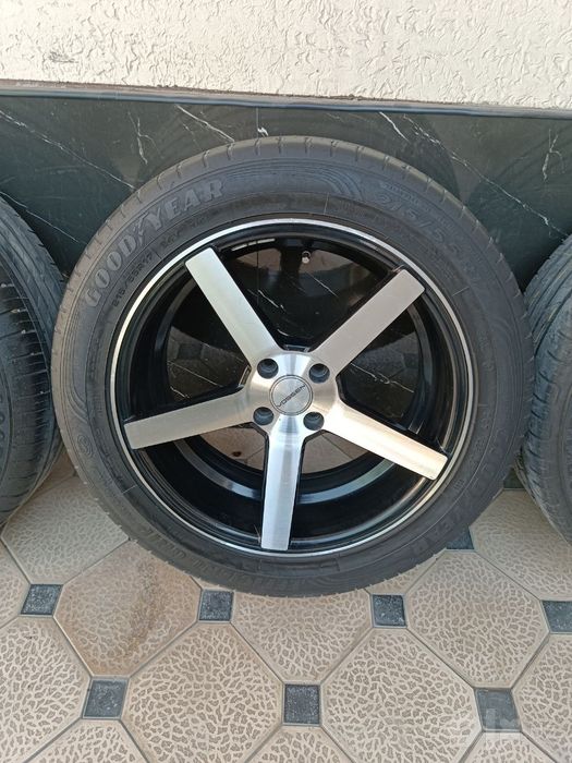 Vossen Diska balon 215 55 R17 Holati Yaxshi