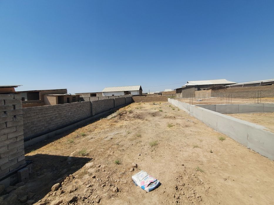 Yangibog uchaska sotiladi kucha boshidan katejla qurilobdi