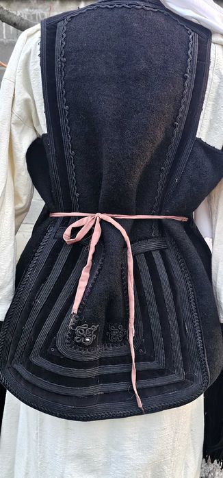 Македонска носия