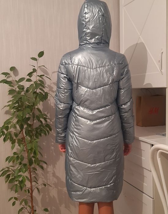 Продам срочно пуховик