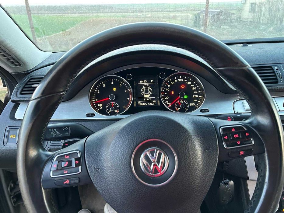 Vând Volkswagen Passat CC 2009 cutie automată defectă