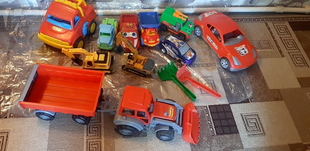 Машинка трактор -самосвал (полесье)