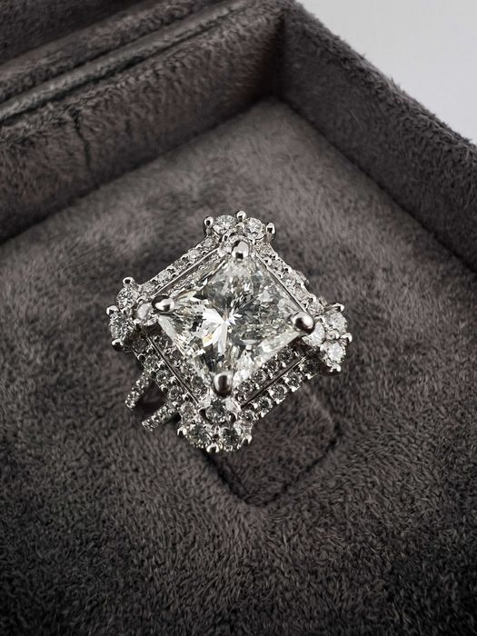 Кольцо с бриллиантом NN  2,03 ct