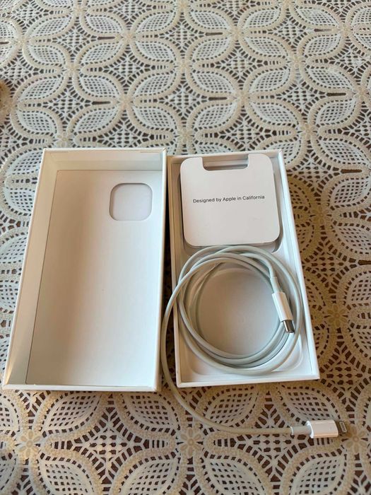 Телефон Iphone 13 mini