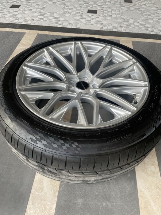 диски vossen с шинами в отличном состояни