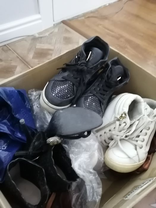 Женская обувь размер 35