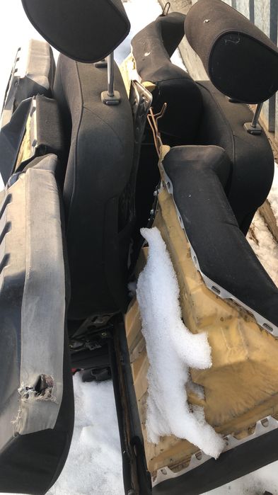 Сиденье на 210 мерседе