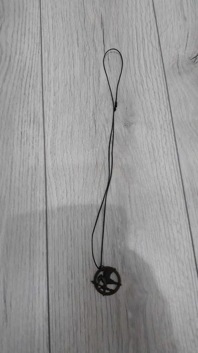 Medalion metalic Hunger Games Jocurile Foamei