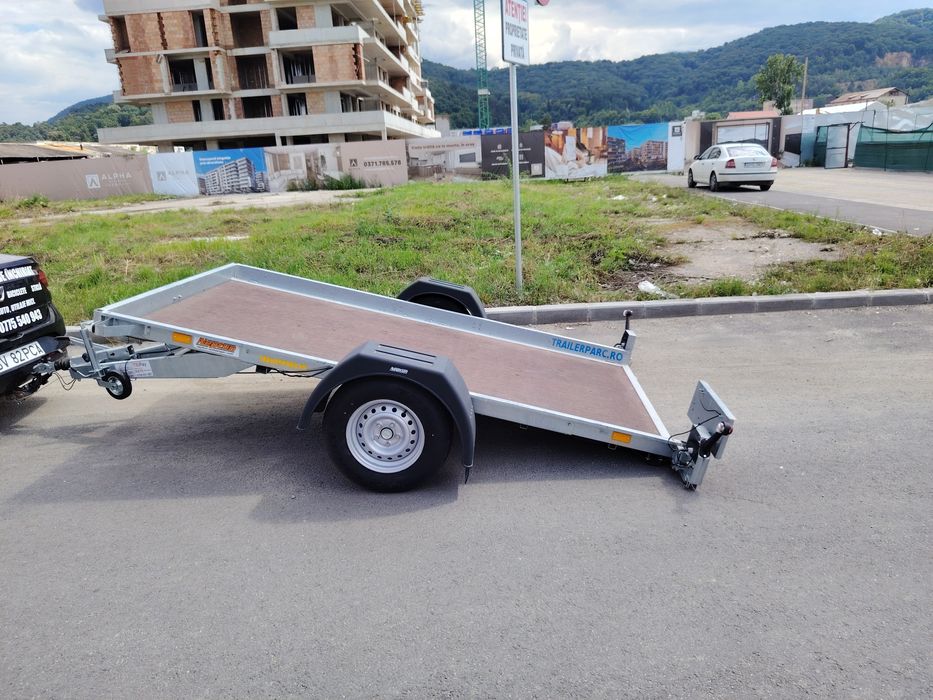 Remorci auto  de închiriat